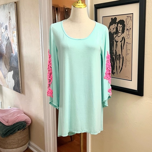 VOLL,Seafoam Tunic/Cover-Up,Fuscia S
Embroidery PLUS New Matching Wrap,Size Med - Picture 3 of 12